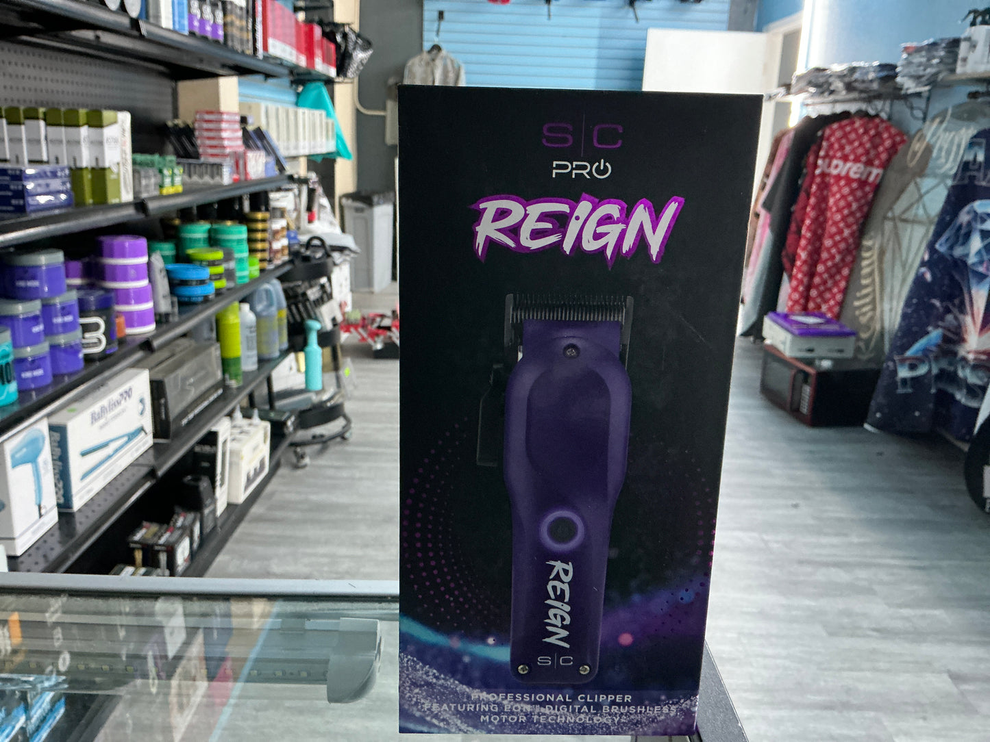 Reign clipper